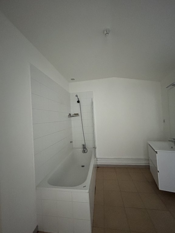 LOCATION - Appartement - MONTBRISON (42600) - 490 €
