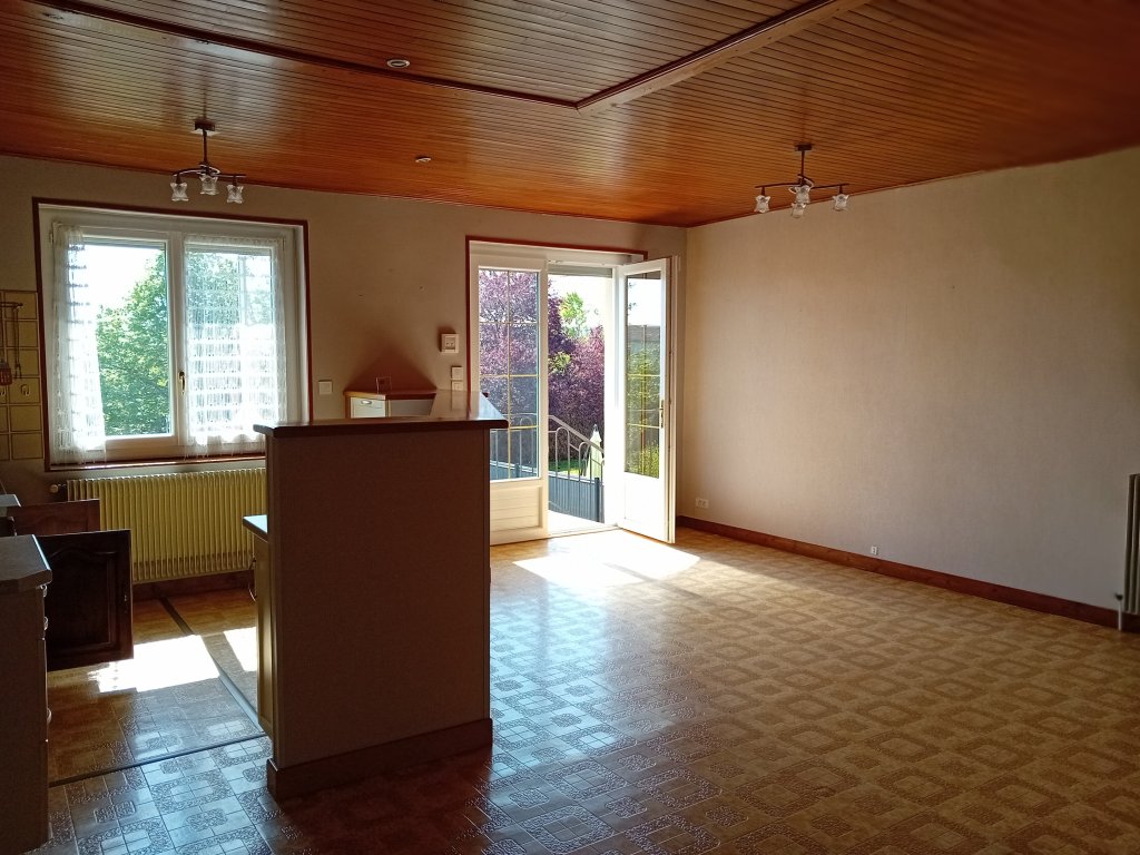 LOCATION - Maison/villa - MONTVERDUN (42130) - 800 €