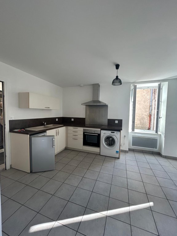 LOCATION - Appartement - NOIRETABLE (42440) - 328 €