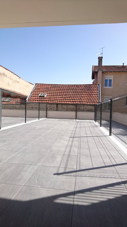 LOCATION - Appartement - MONTBRISON (42600) - 826 €