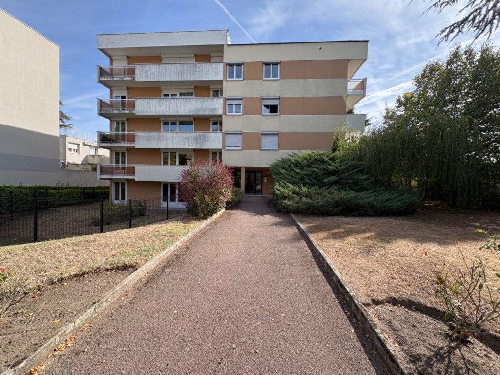 VENTE - Appartement - FEURS (42110) - 109000 €