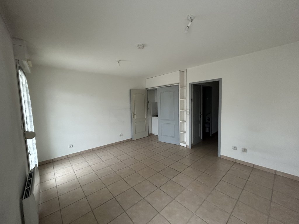LOCATION - Appartement - SAVIGNEUX (42600) - 380 €