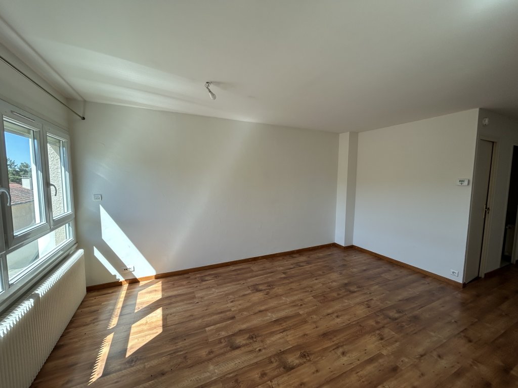 LOCATION - Appartement - MONTBRISON (42600) - 670 €