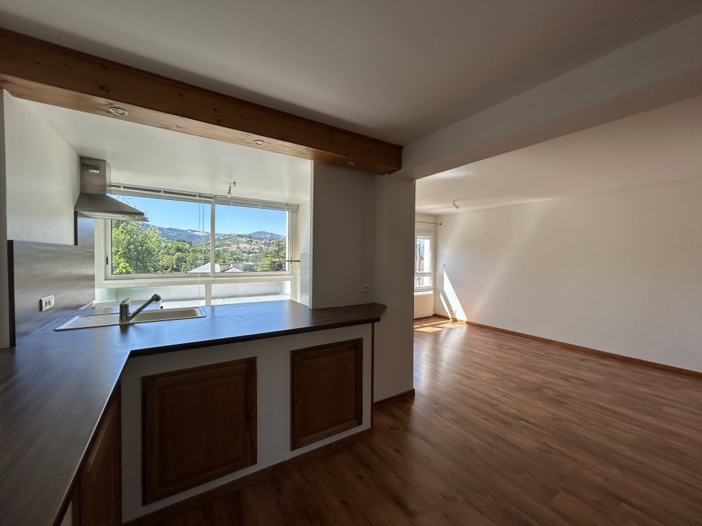 LOCATION - Appartement - MONTBRISON (42600) - 670 €