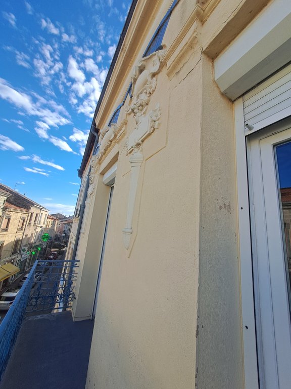 LOCATION - Appartement - CHAZELLES SUR LYON (42140) - 440 €