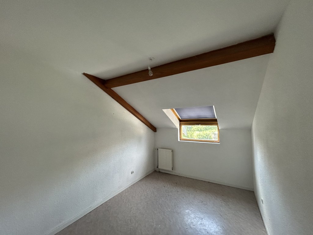 LOCATION - Appartement - ST GALMIER (42330) - 800 €