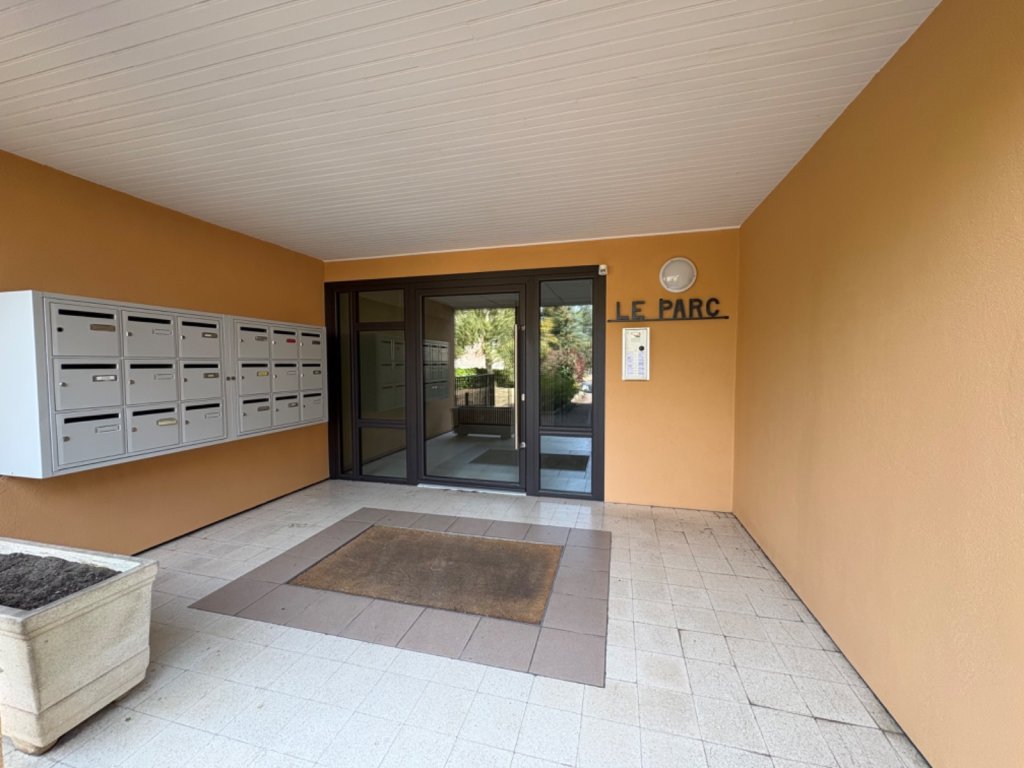 VENTE - Appartement - FEURS (42110) - 149000 €