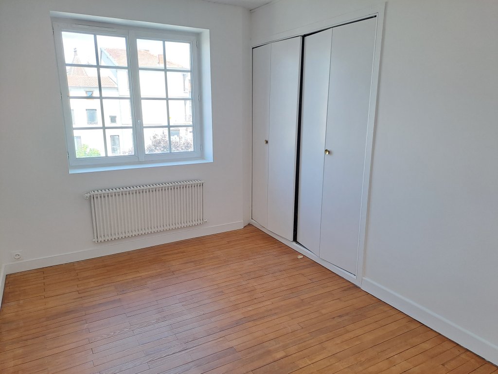 LOCATION - Maison/villa - CHAZELLES SUR LYON (42140) - 795 €