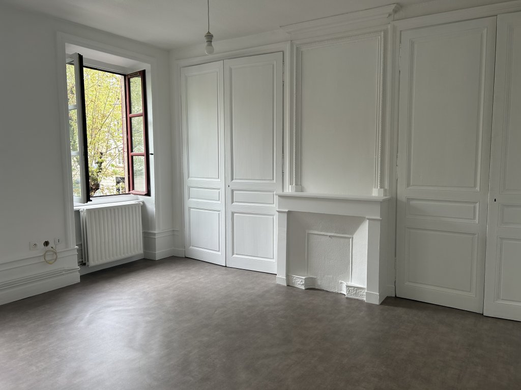 LOCATION - Appartement - MONTBRISON (42600) - 298 €