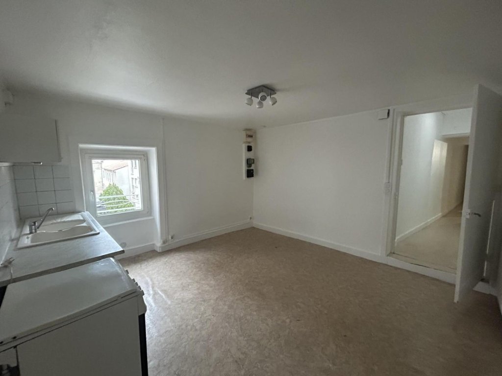 LOCATION - Appartement - MONTBRISON (42600) - 450 €