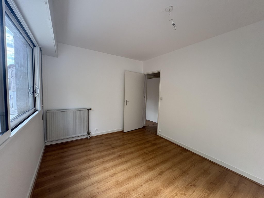 LOCATION - Appartement - FEURS (42110) - 795 €