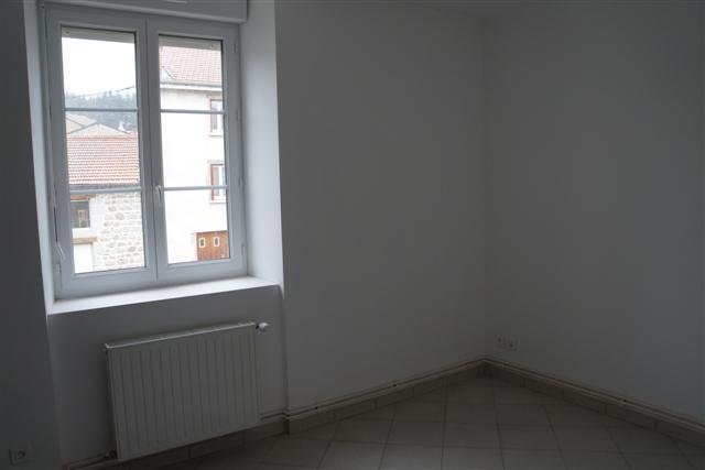 LOCATION - Appartement - ST ANTHEME (63660) - 458 €