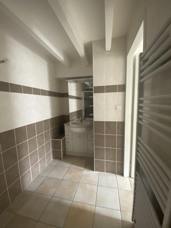 LOCATION - Appartement - BOISSET LES MONTROND (42210) - 550 €