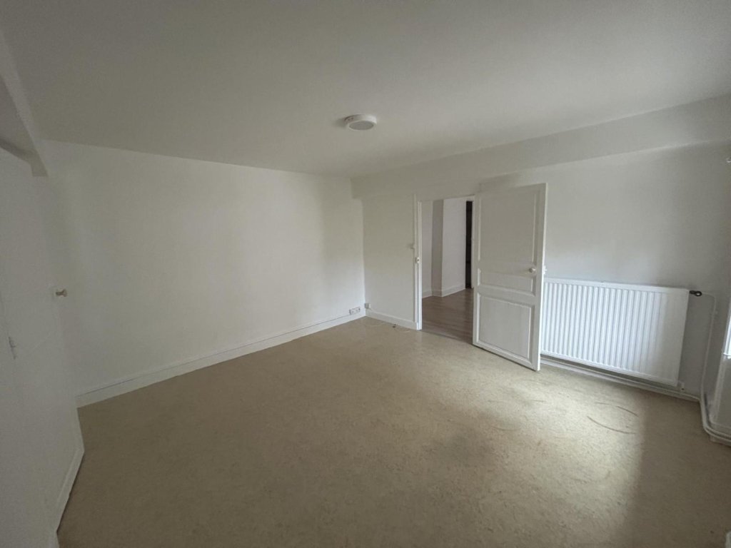LOCATION - Appartement - MONTBRISON (42600) - 450 €