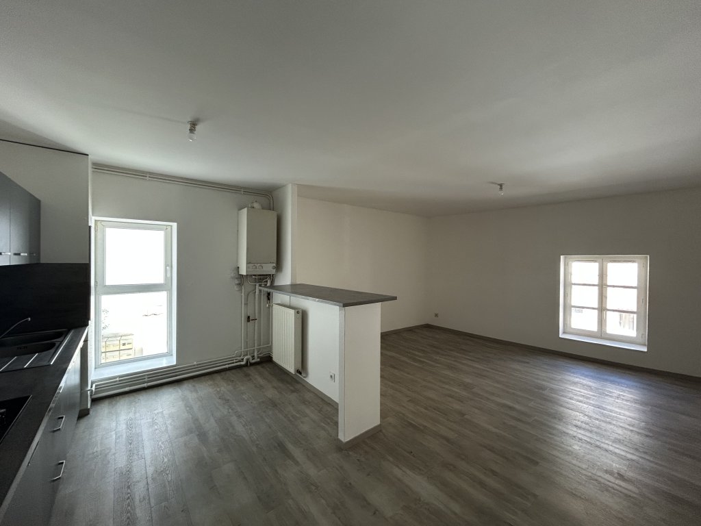 LOCATION - Appartement - MONTBRISON (42600) - 490 €