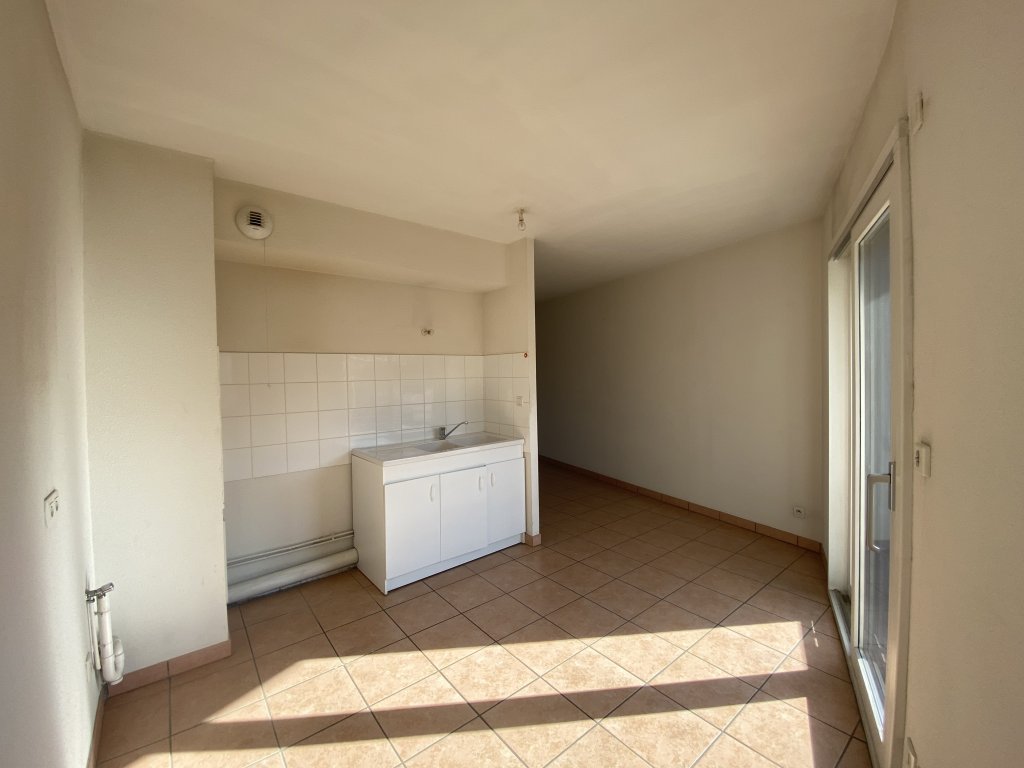 LOCATION - Appartement - MONTBRISON (42600) - 516 €