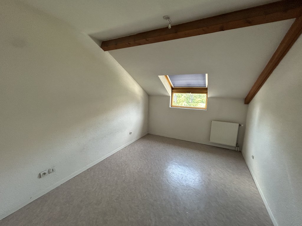LOCATION - Appartement - ST GALMIER (42330) - 800 €