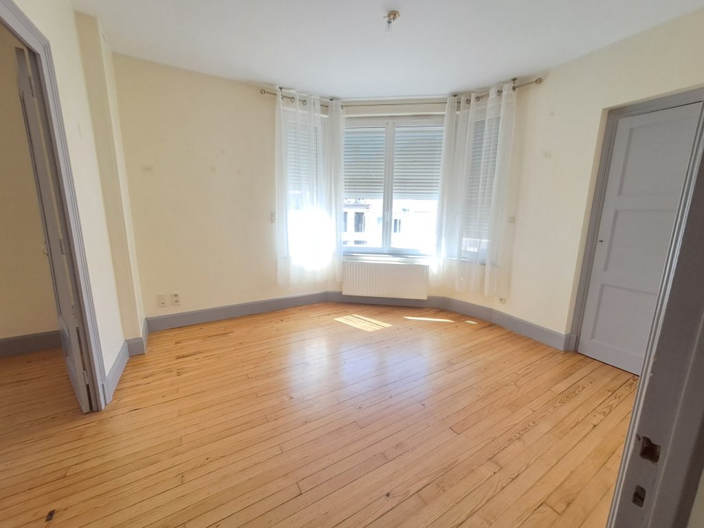 LOCATION - Appartement - CHAZELLES SUR LYON (42140) - 560 €