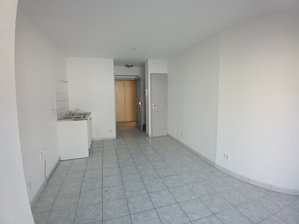 LOCATION - Appartement - BOEN SUR LIGNON (42130) - 366 €
