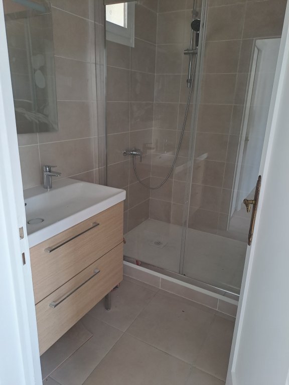 LOCATION - Maison/villa - CHAZELLES SUR LYON (42140) - 795 €