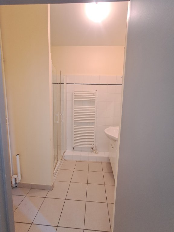 LOCATION - Appartement - CHAZELLES SUR LYON (42140) - 560 €