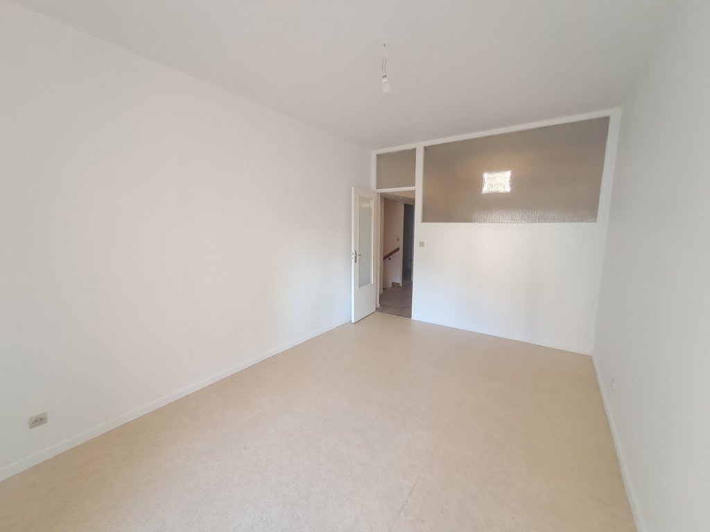 LOCATION - Appartement - CHAZELLES SUR LYON (42140) - 495 €
