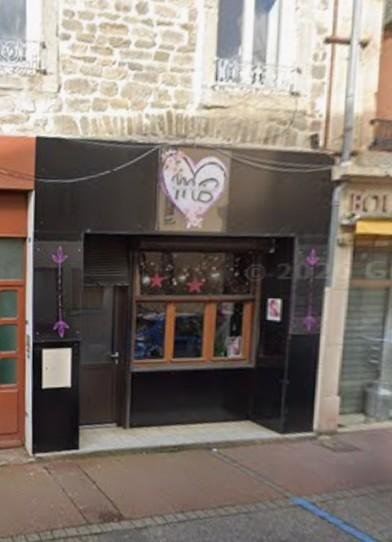 LOCATION - Boutique - CHAZELLES SUR LYON (42140) - 420 €
