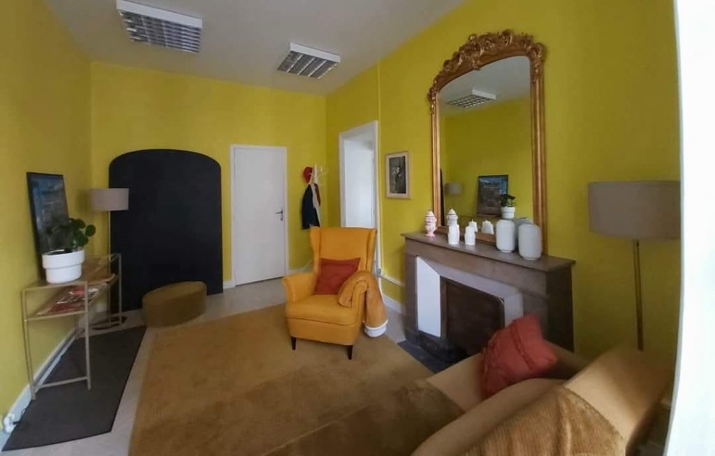 LOCATION - Local - MONTBRISON (42600) - 500 €