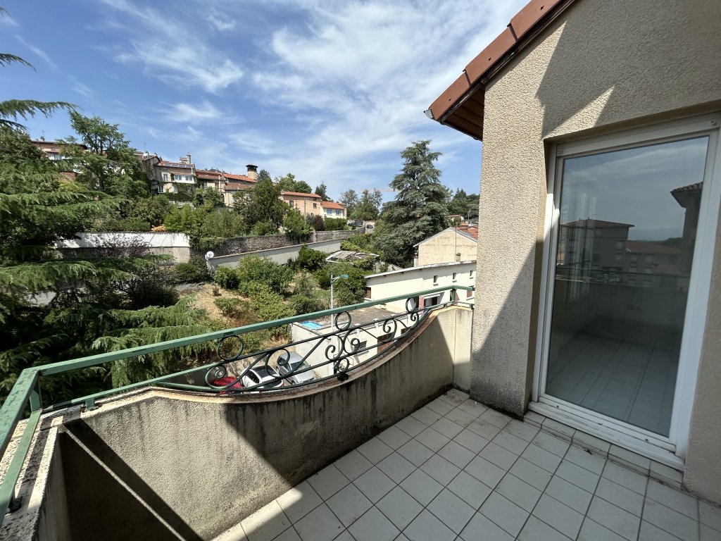 LOCATION - Appartement - ST GALMIER (42330) - 800 €
