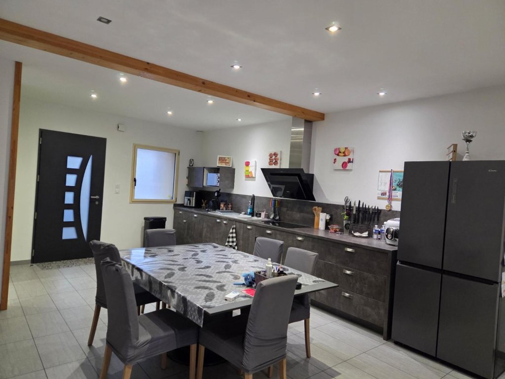 VENTE - Maison/villa - FEURS (42110) - 225000 €